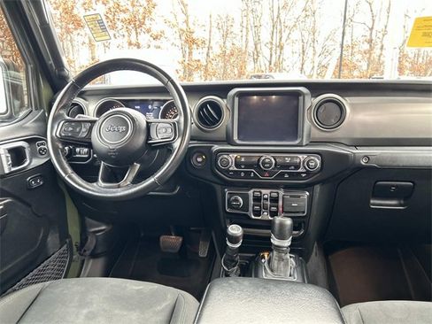 Used 2021 Jeep Gladiator Willys image 18