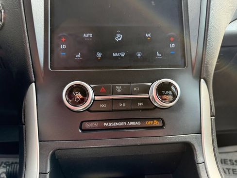 Used 2024 Ford Edge SEL w/ Convenience Package AWD/4WD image 31