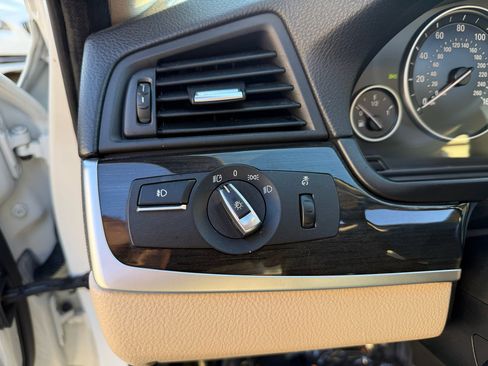 Used 2012 BMW 535i Sedan image 23