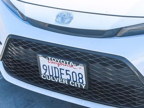 Used 2025 Toyota Corolla SE w/ Convenience Package FWD image 6
