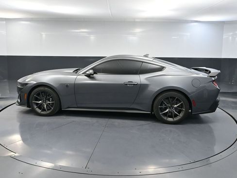 Used 2024 Ford Mustang Dark Horse image 11