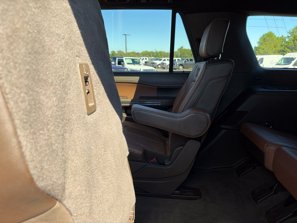 Used 2022 Ford Expedition King Ranch AWD/4WD image 36