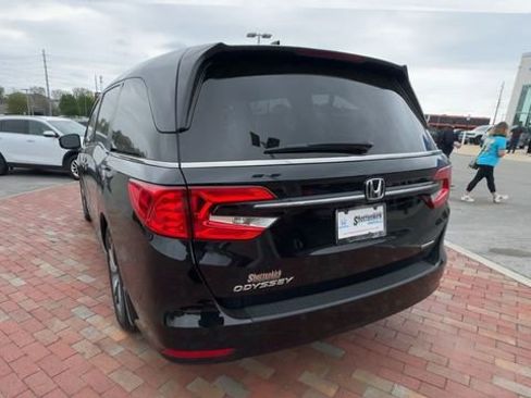 Certified 2023 Honda Odyssey Touring image 9