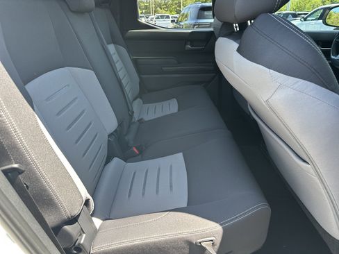 Used 2025 Toyota Tacoma TRD Sport image 16