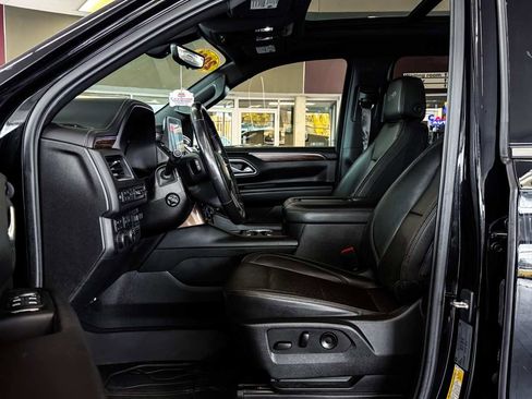 Used 2021 Chevrolet Suburban High Country w/ Premium Package image 28