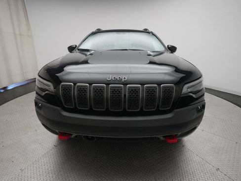 Used 2022 Jeep Cherokee Trailhawk w/ Comfort/Convenience Group AWD/4WD image 11