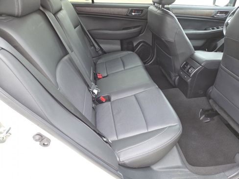 Used 2016 Subaru Outback 2.5i Limited AWD/4WD image 21