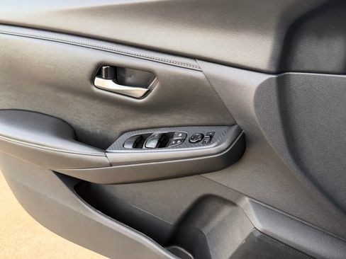 Certified 2025 Nissan Sentra SV FWD image 23