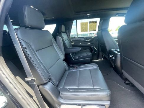 Used 2023 GMC Yukon Denali AWD/4WD image 30