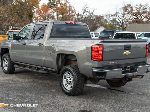 Used 2017 Chevrolet Silverado 2500 W/T w/ WT Convenience Package image 9