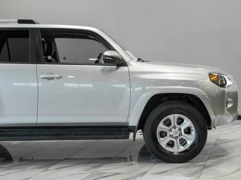 Used 2021 Toyota 4Runner SR5 Premium AWD/4WD image 19