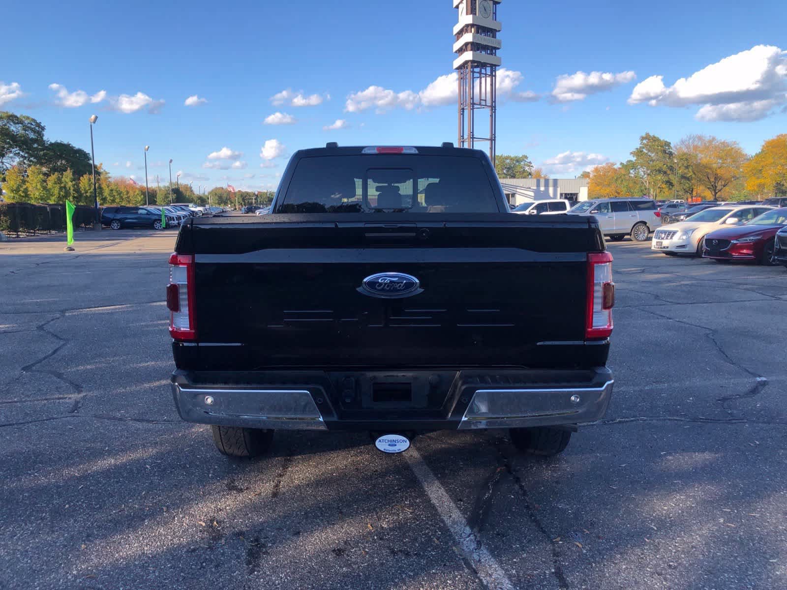 Used 2022 Ford F150 Lariat w/ Equipment Group 502A High AWD/4WD image 4