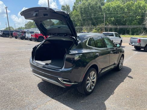 Used 2023 Buick Envision Avenir AWD/4WD image 39