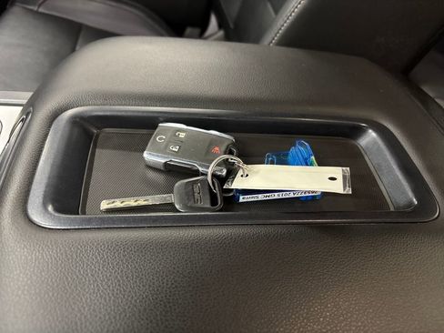 Used 2015 GMC Sierra 2500 SLT w/ Suspension Package, Off-Road image 29