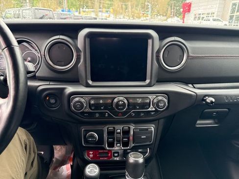 Used 2020 Jeep Wrangler Unlimited Rubicon w/ Quick Order Package 28Y Recon image 21