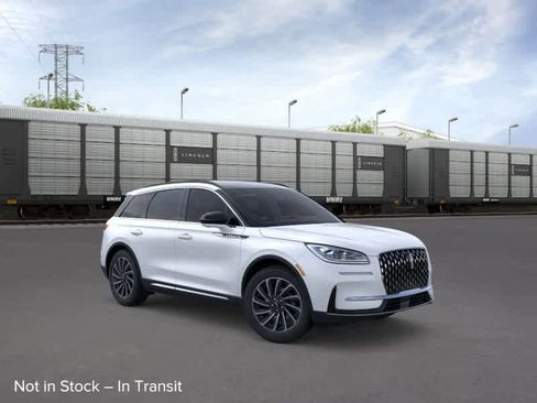 New 2026 Lincoln Corsair Reserve image 7