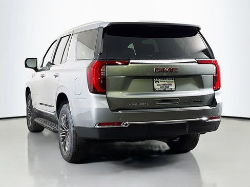 Used 2025 GMC Yukon Elevation AWD/4WD image 6