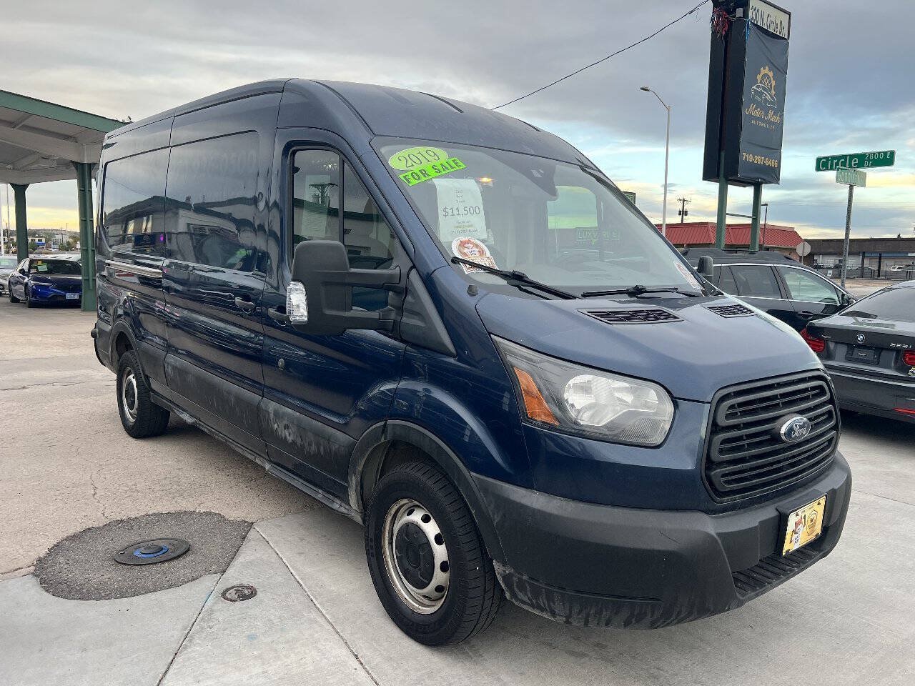 Used 2019 Ford Transit 250 148 Medium Roof RWD image 3