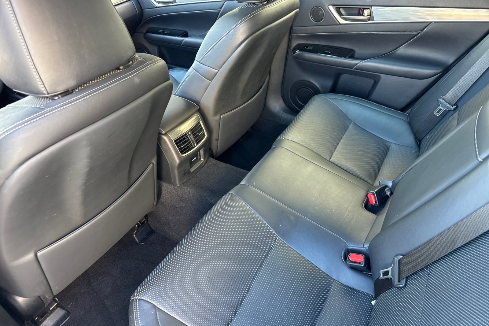 Used 2015 Lexus GS 350 w/ F Sport Package RWD image 25