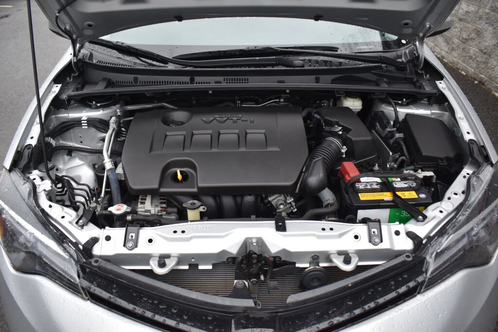 Used 2017 Toyota Corolla LE FWD image 27
