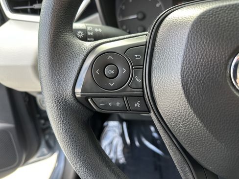 Certified 2025 Toyota Corolla LE FWD image 19