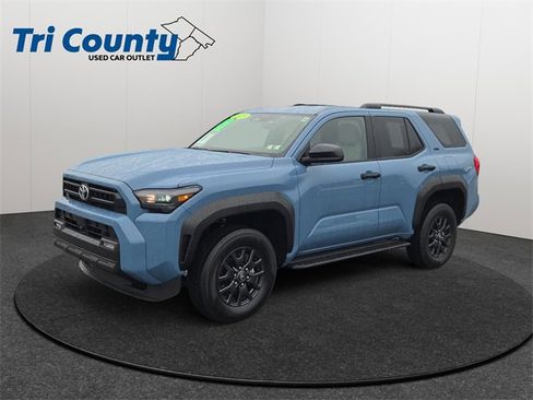 Certified 2025 Toyota 4Runner SR5 image 3
