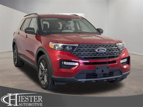 Used 2021 Ford Explorer XLT w/ Equipment Group 202A image 1