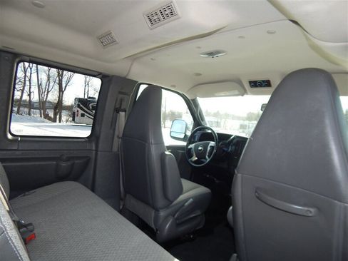 Used 2019 Chevrolet Express 3500 LS image 13