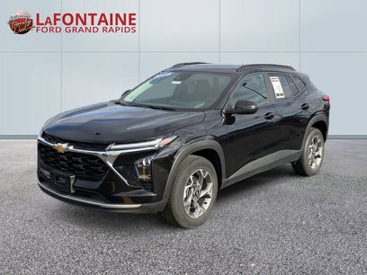 Used 2025 Chevrolet Trax LT