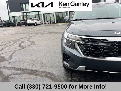 Certified 2025 Kia Seltos EX AWD/4WD image 18