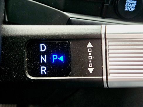 Used 2024 Hyundai Santa Fe Calligraphy FWD image 21