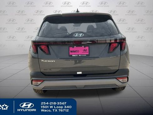 New 2026 Hyundai Tucson SE image 9