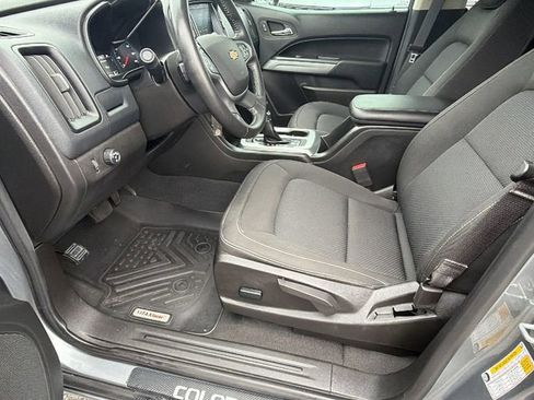 Certified 2022 Chevrolet Colorado LT w/ LT Convenience Package image 13