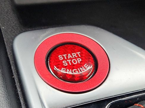 Used 2024 Nissan Sentra SR w/ SR Premium Package image 23