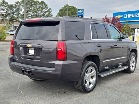 Used 2017 Chevrolet Tahoe LT w/ LT Signature Package image 9
