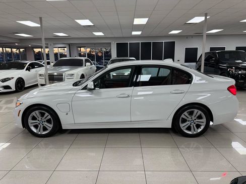 Used 2017 BMW 330e image 6