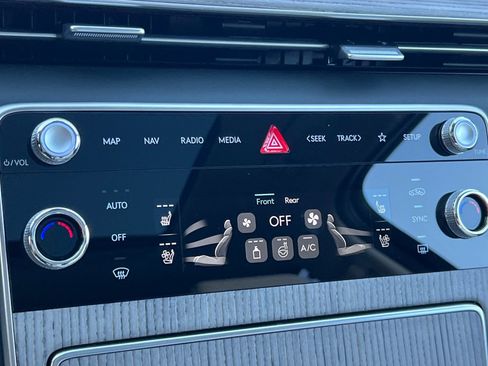 New 2026 Genesis GV80 2.5T Advanced image 27