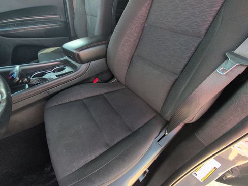 Used 2025 Dodge Durango GT RWD image 25