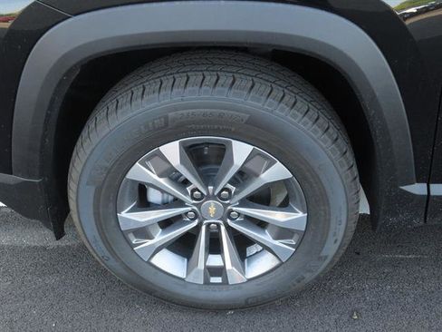 New 2026 Chevrolet Equinox LT w/ Convenience Package II image 13