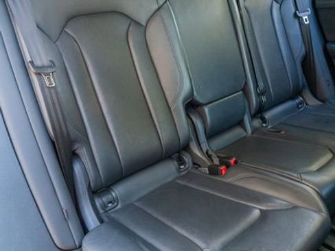 Used 2021 Audi Q8 Prestige w/ Prestige Package image 39