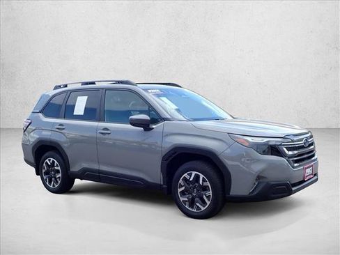 Used 2026 Subaru Forester Premium w/ Base/Premium Package AWD/4WD image 6