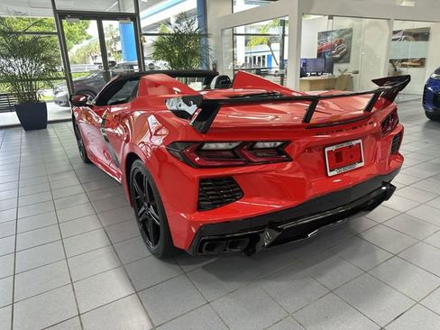 Used 2026 Chevrolet Corvette Stingray Preferred Conv w/ 2LT RWD image 32