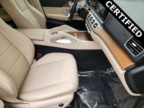 Certified 2023 Mercedes-Benz GLS 450 4MATIC image 3