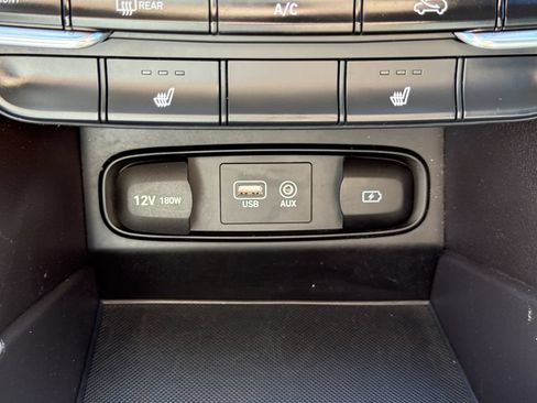 Used 2020 Hyundai Santa Fe SEL FWD image 23