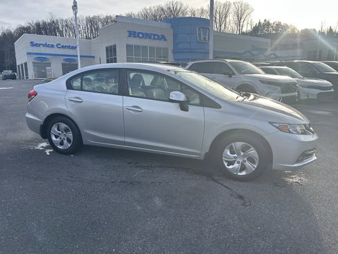 Used 2013 Honda Civic LX image 5