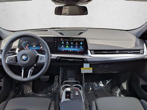 New 2026 BMW X2 xDrive28i AWD/4WD image 16