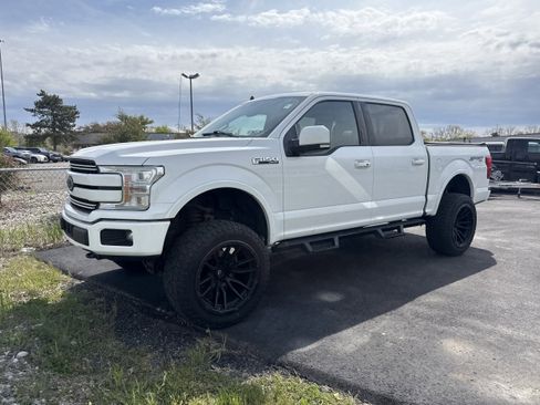 Used 2019 Ford F150 Lariat w/ Equipment Group 502A Luxury AWD/4WD image 1