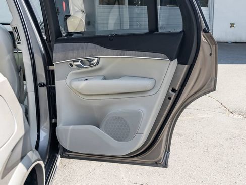Used 2022 Volvo XC90 T6 Inscription AWD/4WD image 18