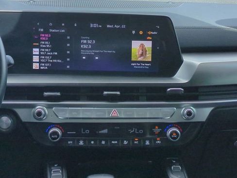 Used 2024 Kia Telluride S w/ S Sunroof Package FWD image 18