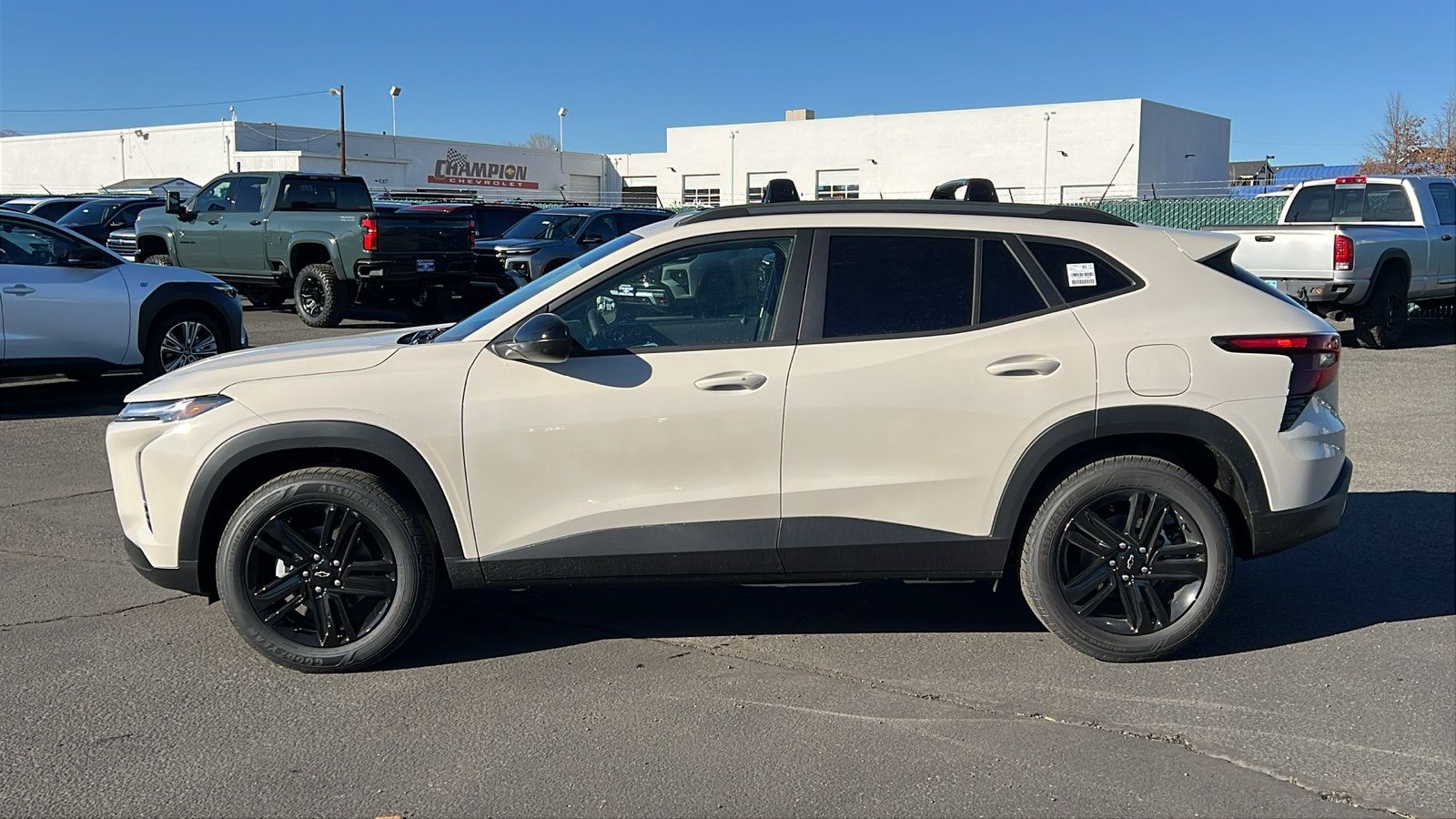 New 2026 Chevrolet Trax ACTIV w/ Driver Confidence Package FWD image 8